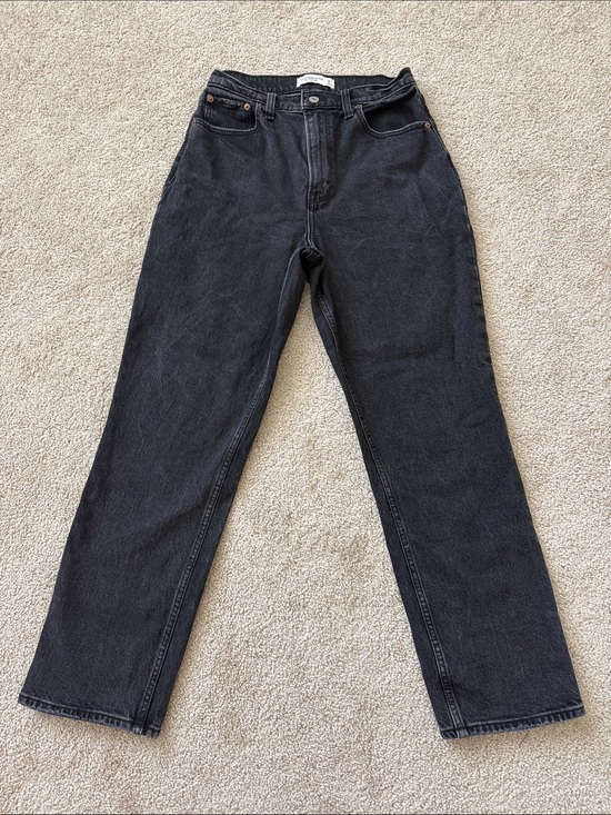 Abercrombie & Fitch Denim - Abercrombie and Fitch 90s Straight Ultra High Rise Black Jeans